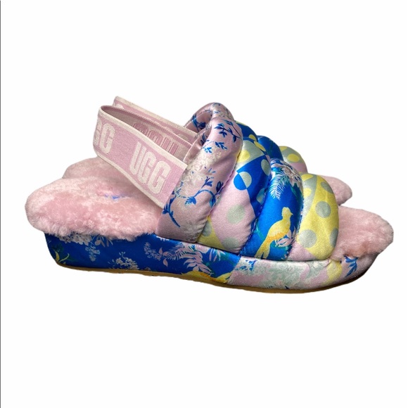 UGG Shoes - UGG Sandals size 5
